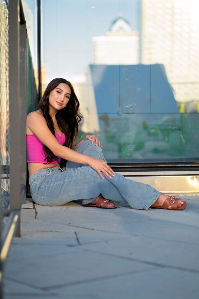 Stylized adorable senior session in Philly by Senior photographer Susan Grace Photography