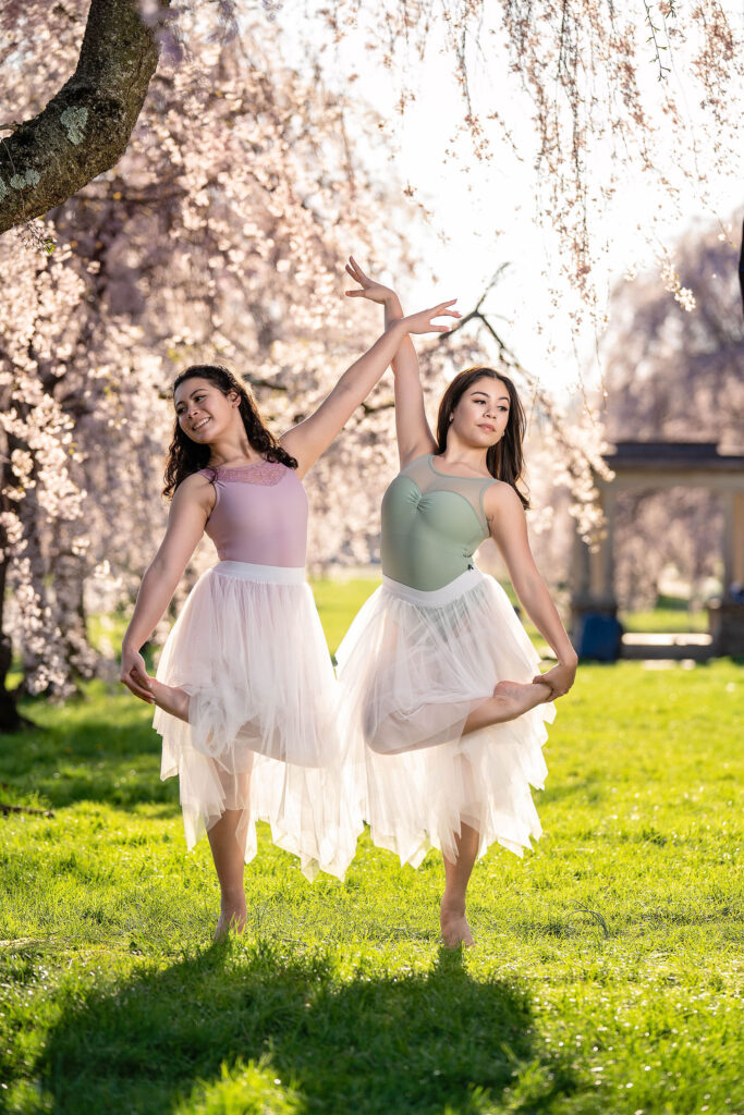 Maddie and Izzy's sunlit sister dance session by Susan Grace Photography