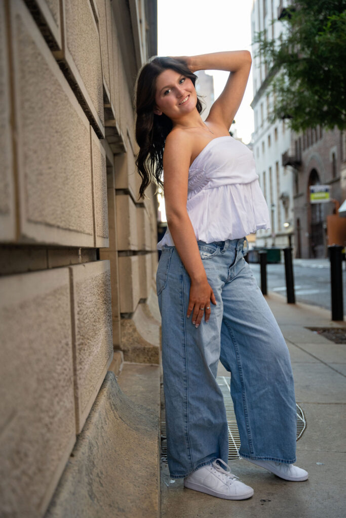 Aubrey's senior session in the city featuring dance and casual poses by Susan Grace Photography