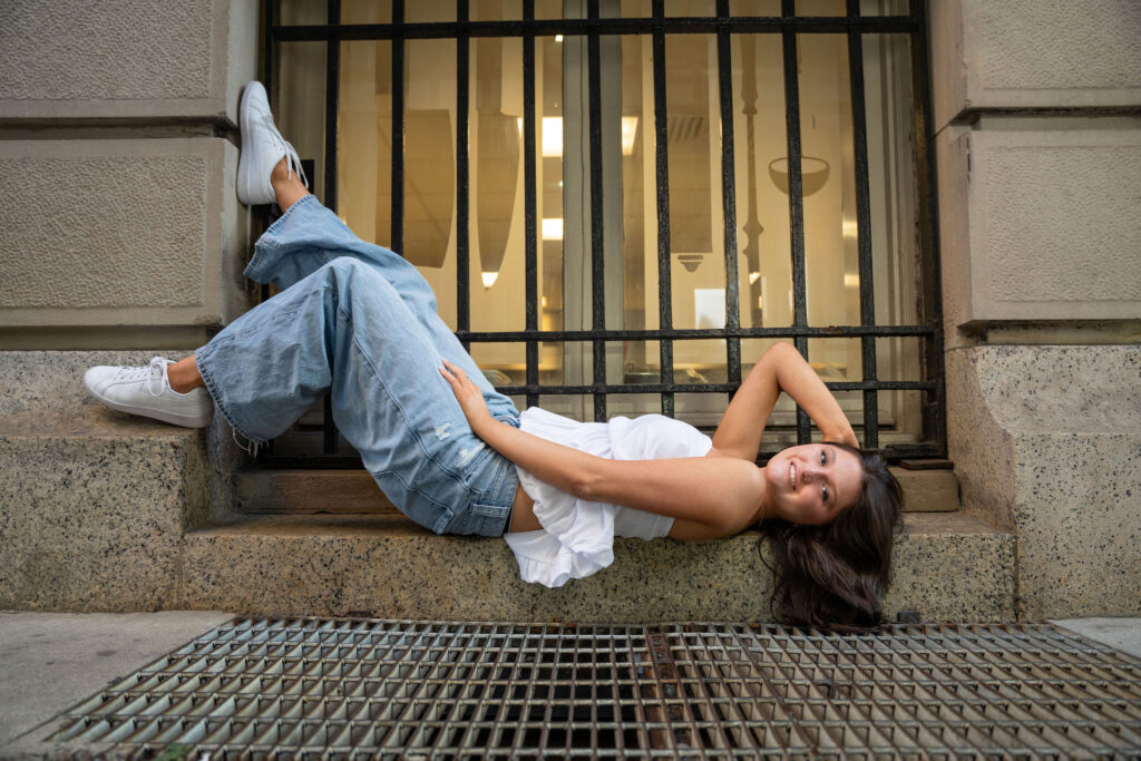 Aubrey's senior session in the city featuring dance and casual poses by Susan Grace Photography